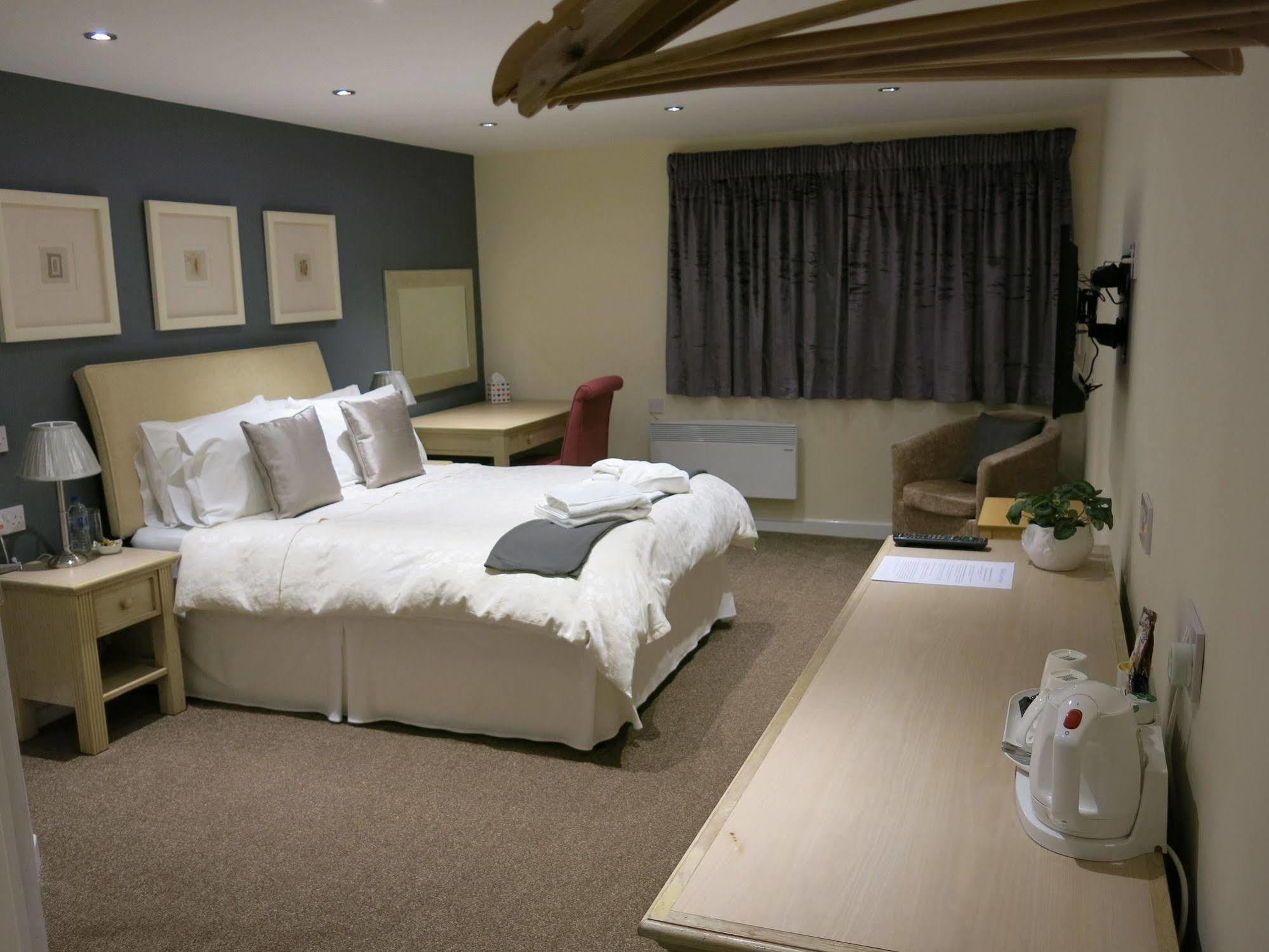 Broadwell Guest House Meriden  Ngoại thất bức ảnh